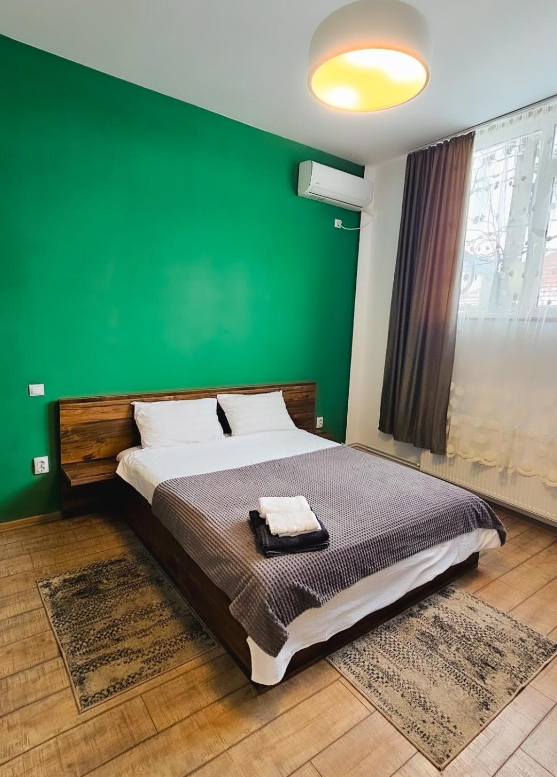 Neva Apartments Făgăraş Esterno foto